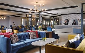 Camden Court Hotel  4*